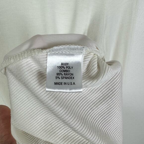 Lola & Sophie Ivory White Ribbed Turtleneck Long Sleeve Back Slit Layered Tee - Picture 8 of 9